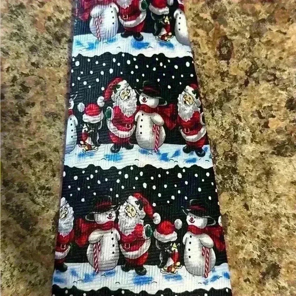 Clearance Christmas Holiday Neck Tie.  Santa, Snowman, Penguins. Very Festive. - Picture 4 of 5